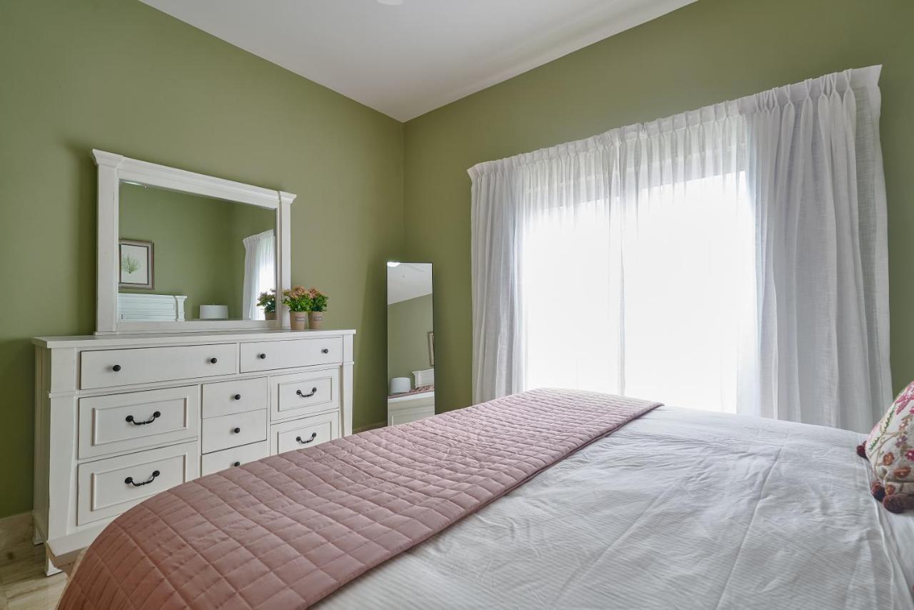 Costa Atlantica Punta Cana - Beach Vacation Condos מראה חיצוני תמונה