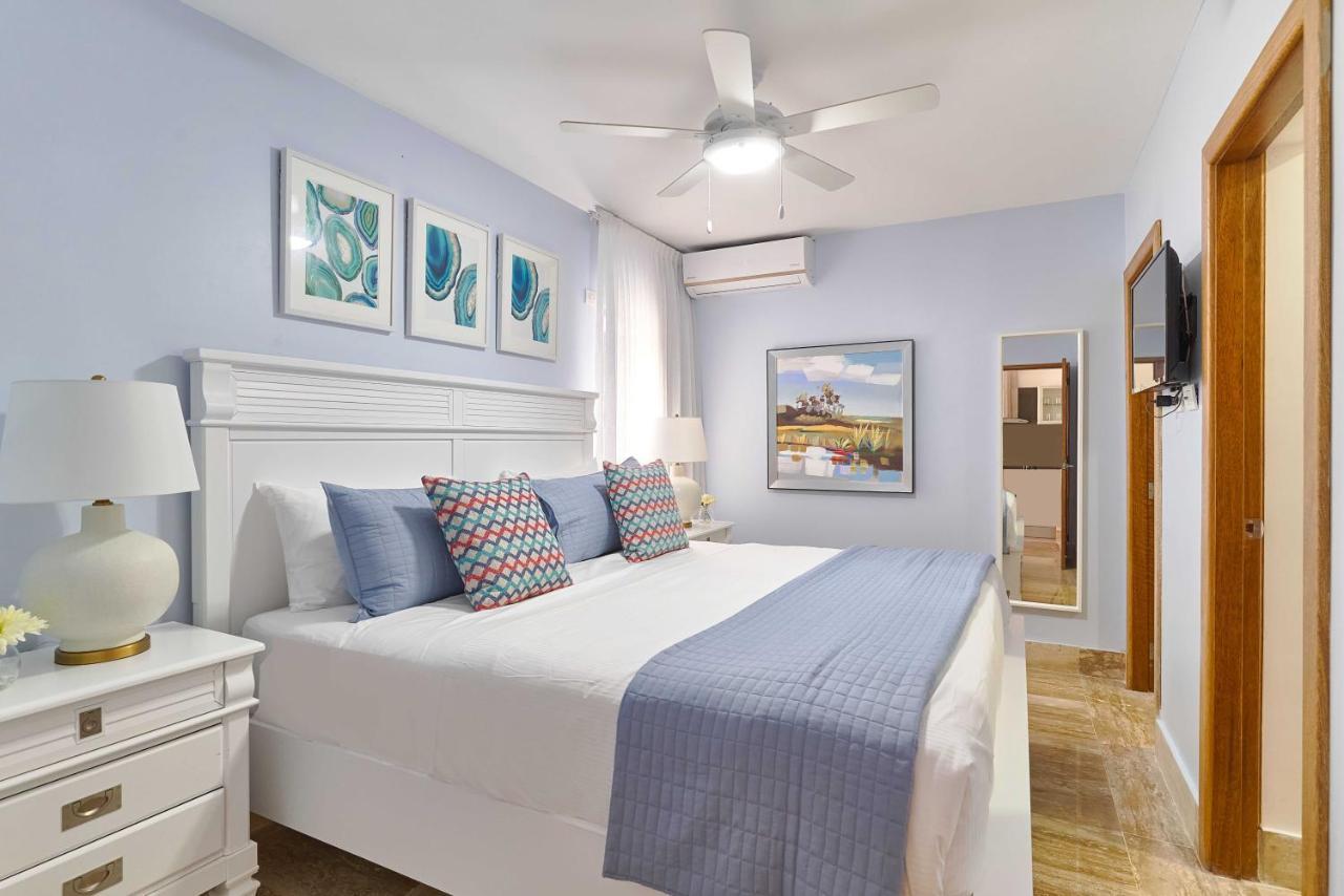 Costa Atlantica Punta Cana - Beach Vacation Condos מראה חיצוני תמונה